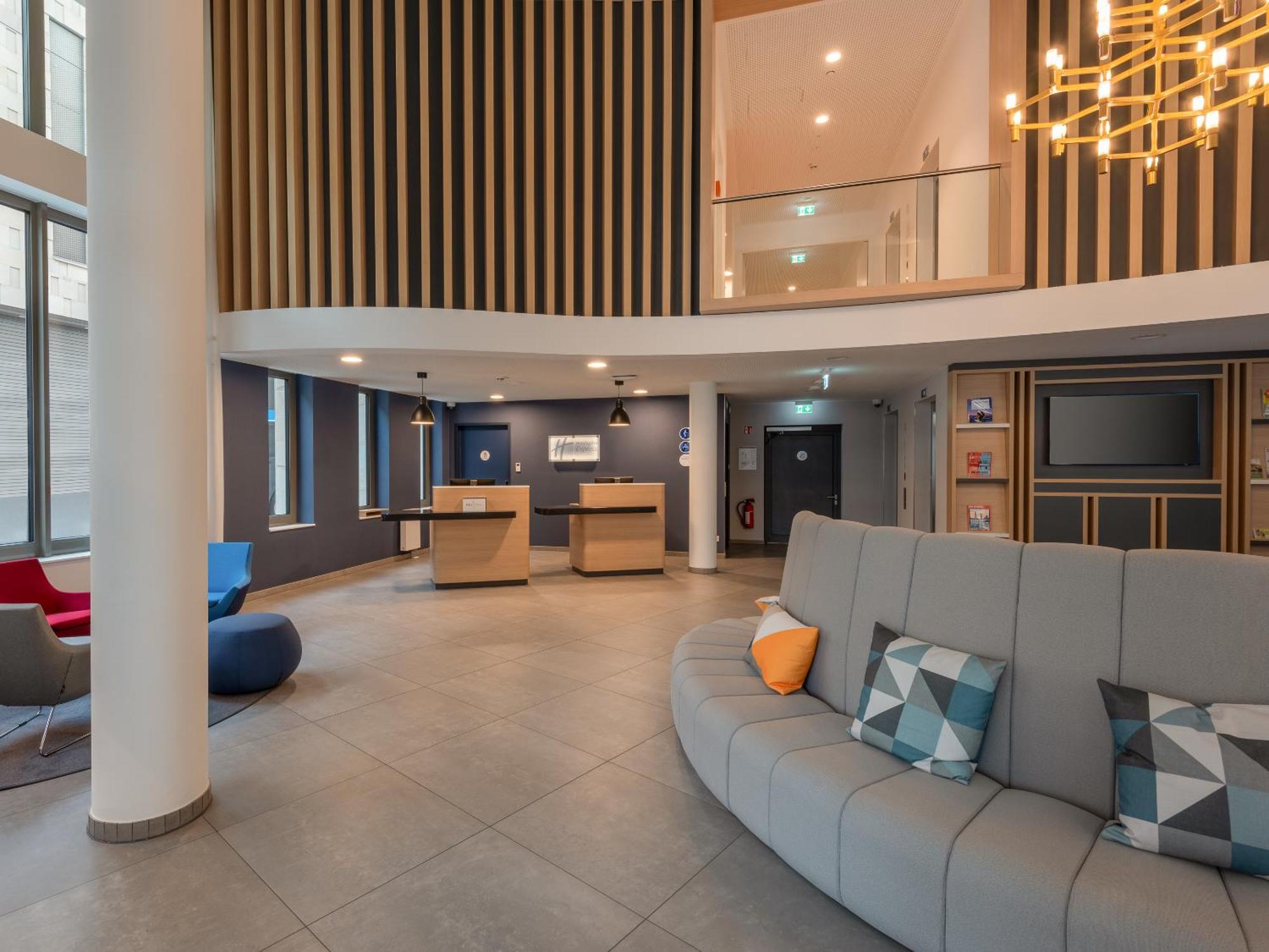 Holiday Inn Express Heilbronn By Ihg ภายนอก รูปภาพ