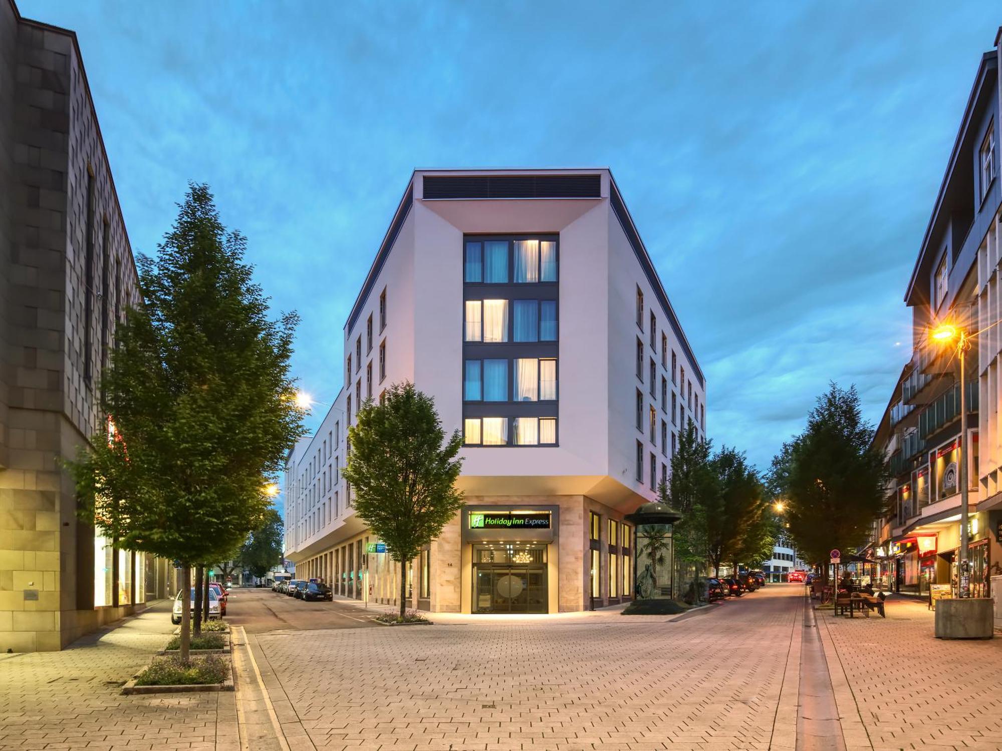 Holiday Inn Express Heilbronn By Ihg ภายนอก รูปภาพ
