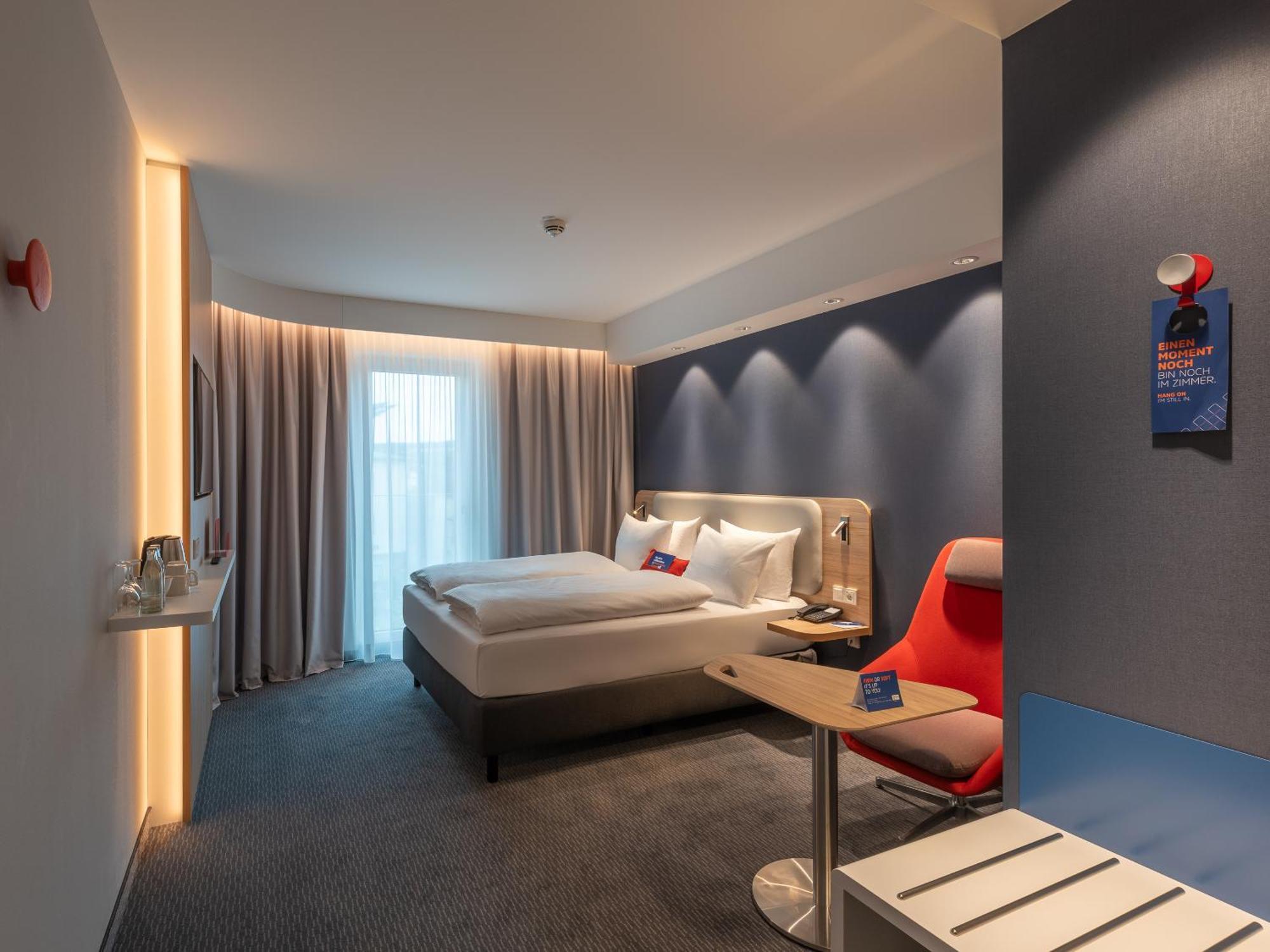 Holiday Inn Express Heilbronn By Ihg ภายนอก รูปภาพ
