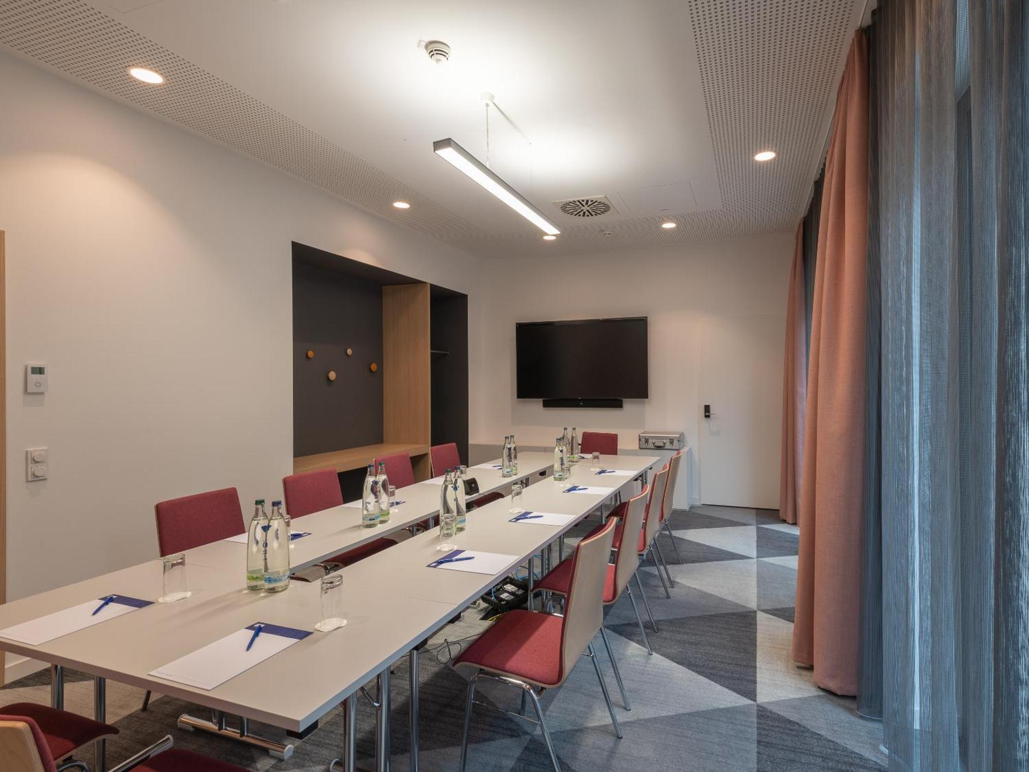Holiday Inn Express Heilbronn By Ihg ภายนอก รูปภาพ