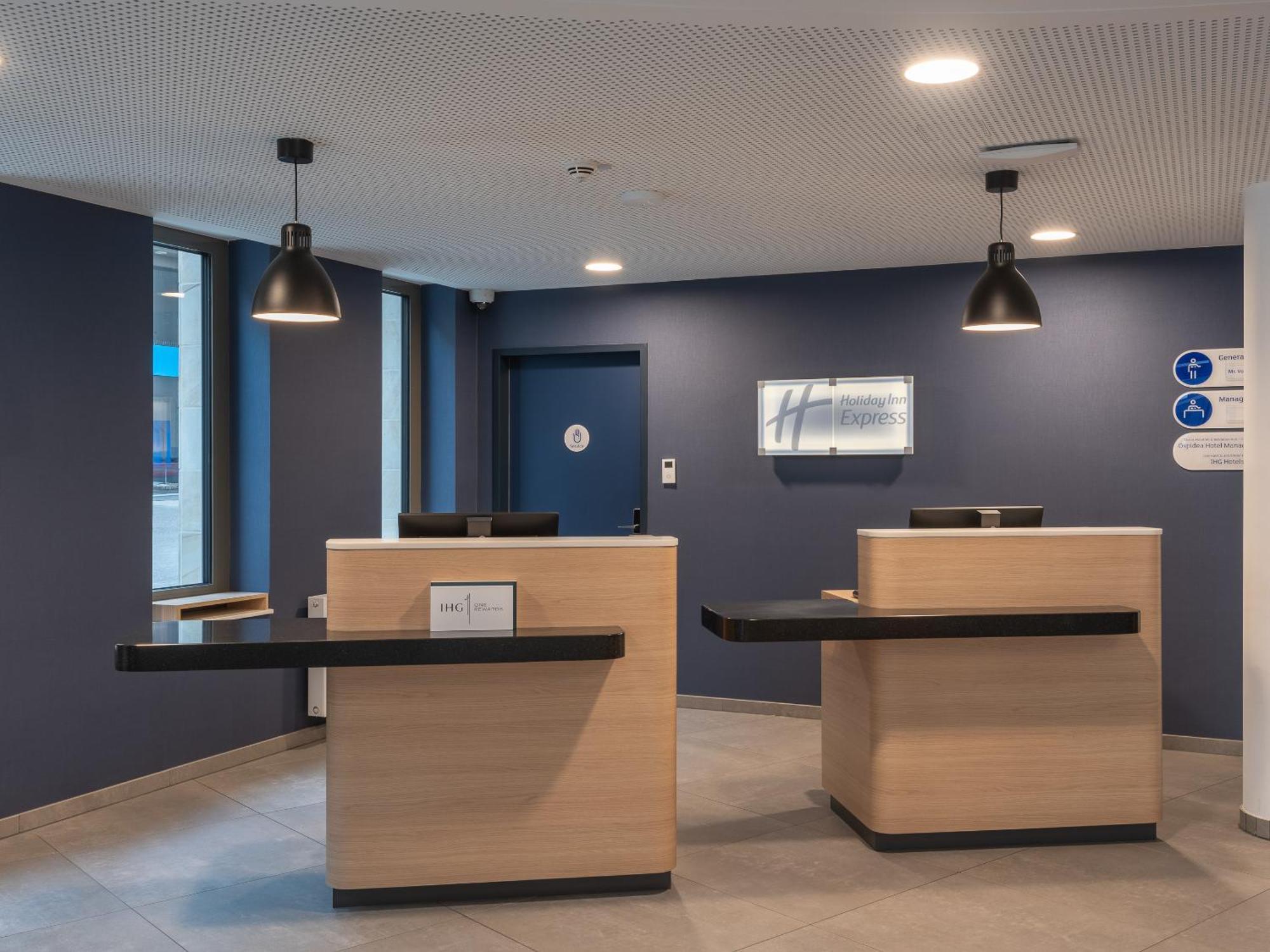 Holiday Inn Express Heilbronn By Ihg ภายนอก รูปภาพ