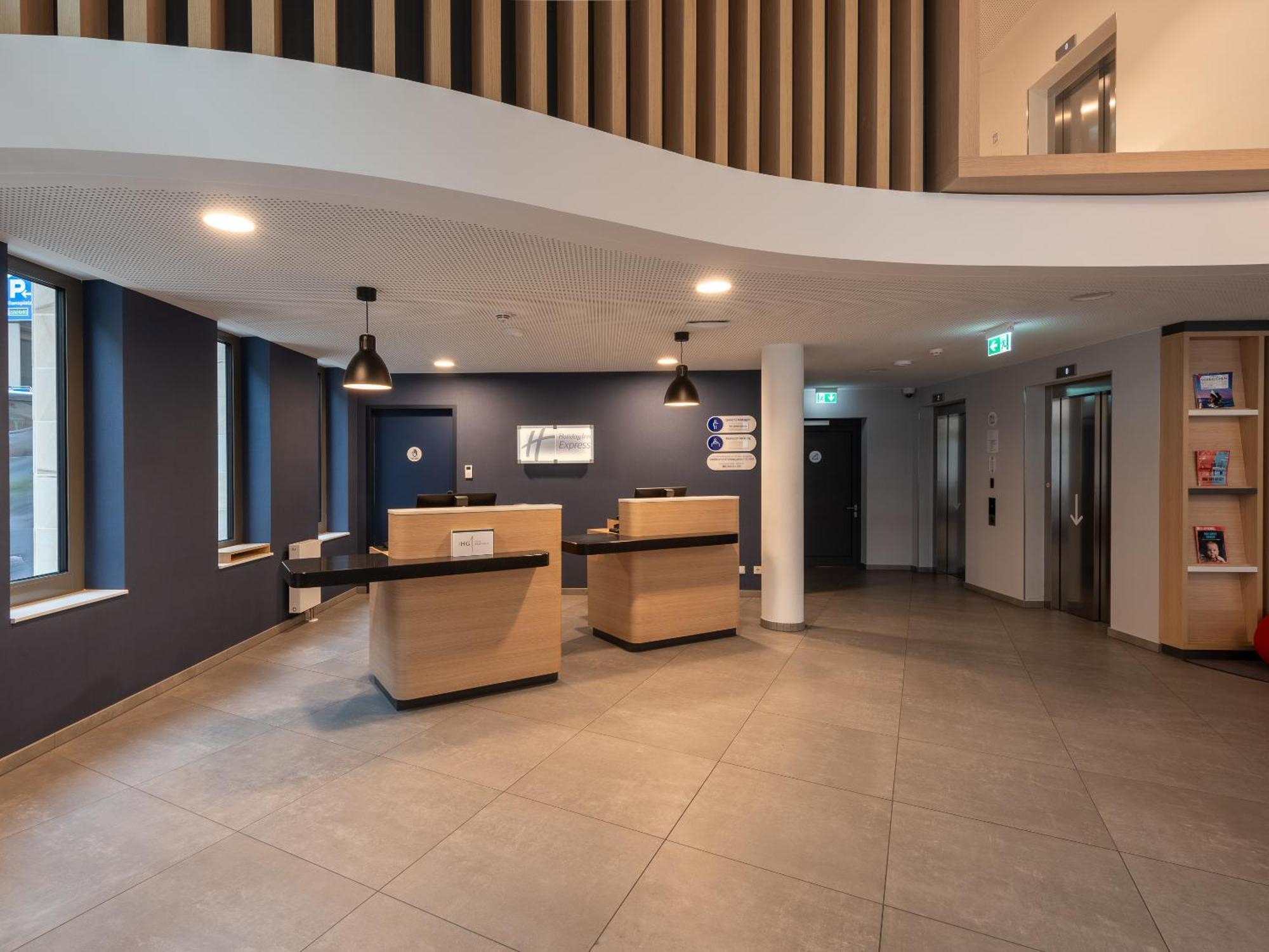 Holiday Inn Express Heilbronn By Ihg ภายนอก รูปภาพ