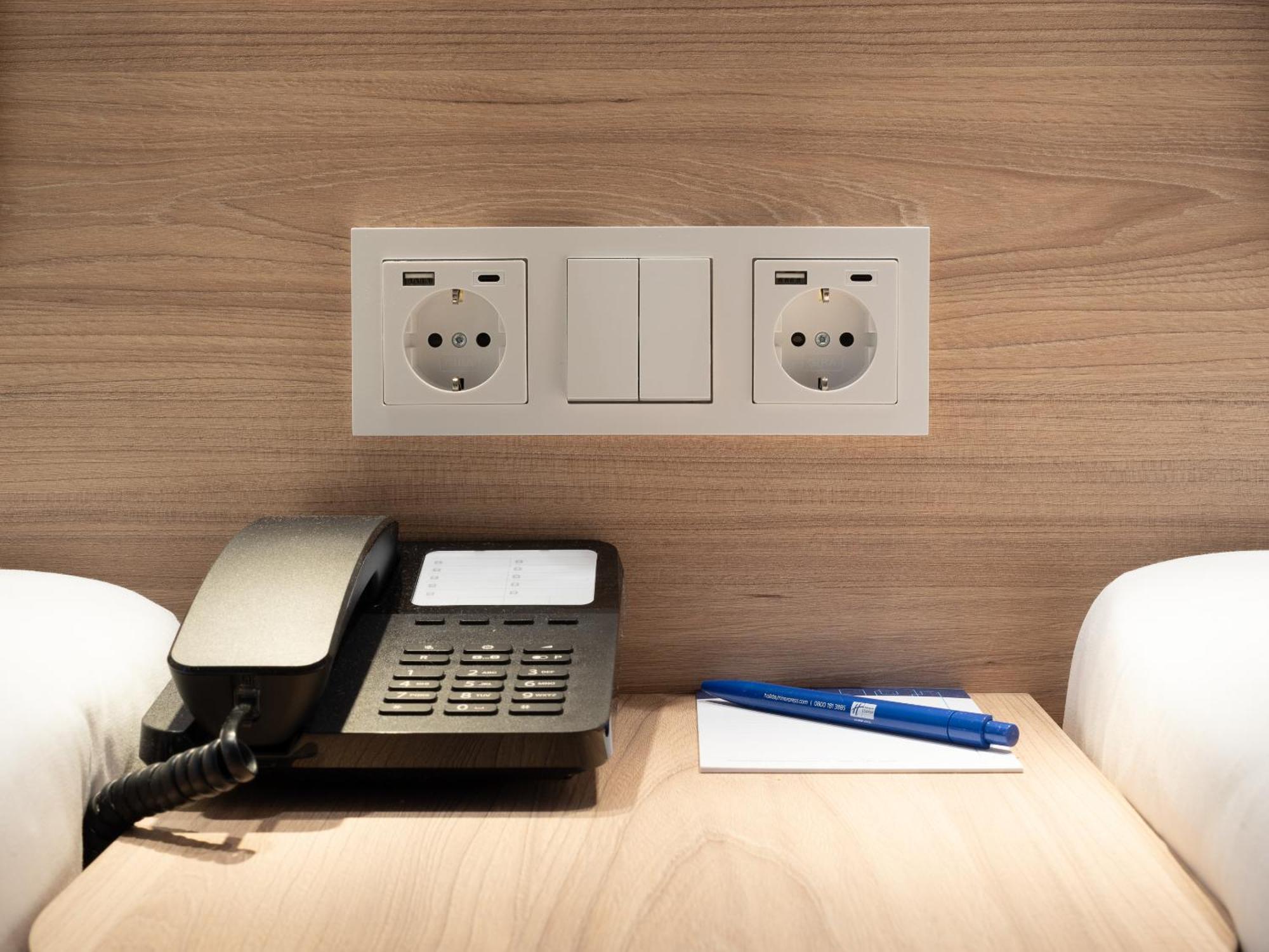 Holiday Inn Express Heilbronn By Ihg ภายนอก รูปภาพ