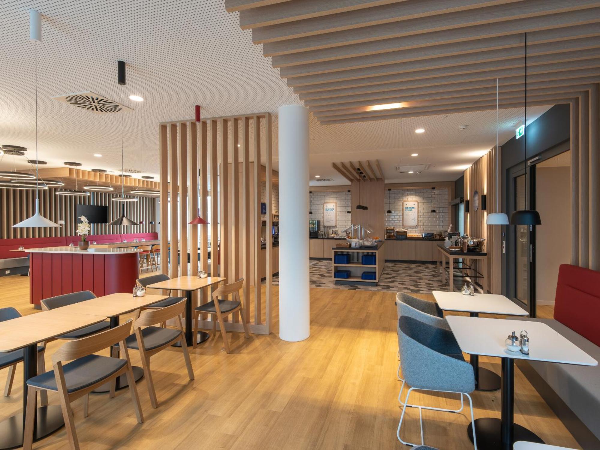 Holiday Inn Express Heilbronn By Ihg ภายนอก รูปภาพ
