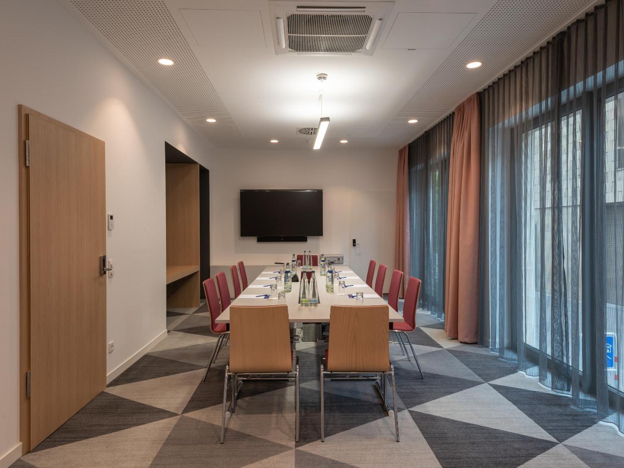 Holiday Inn Express Heilbronn By Ihg ภายนอก รูปภาพ