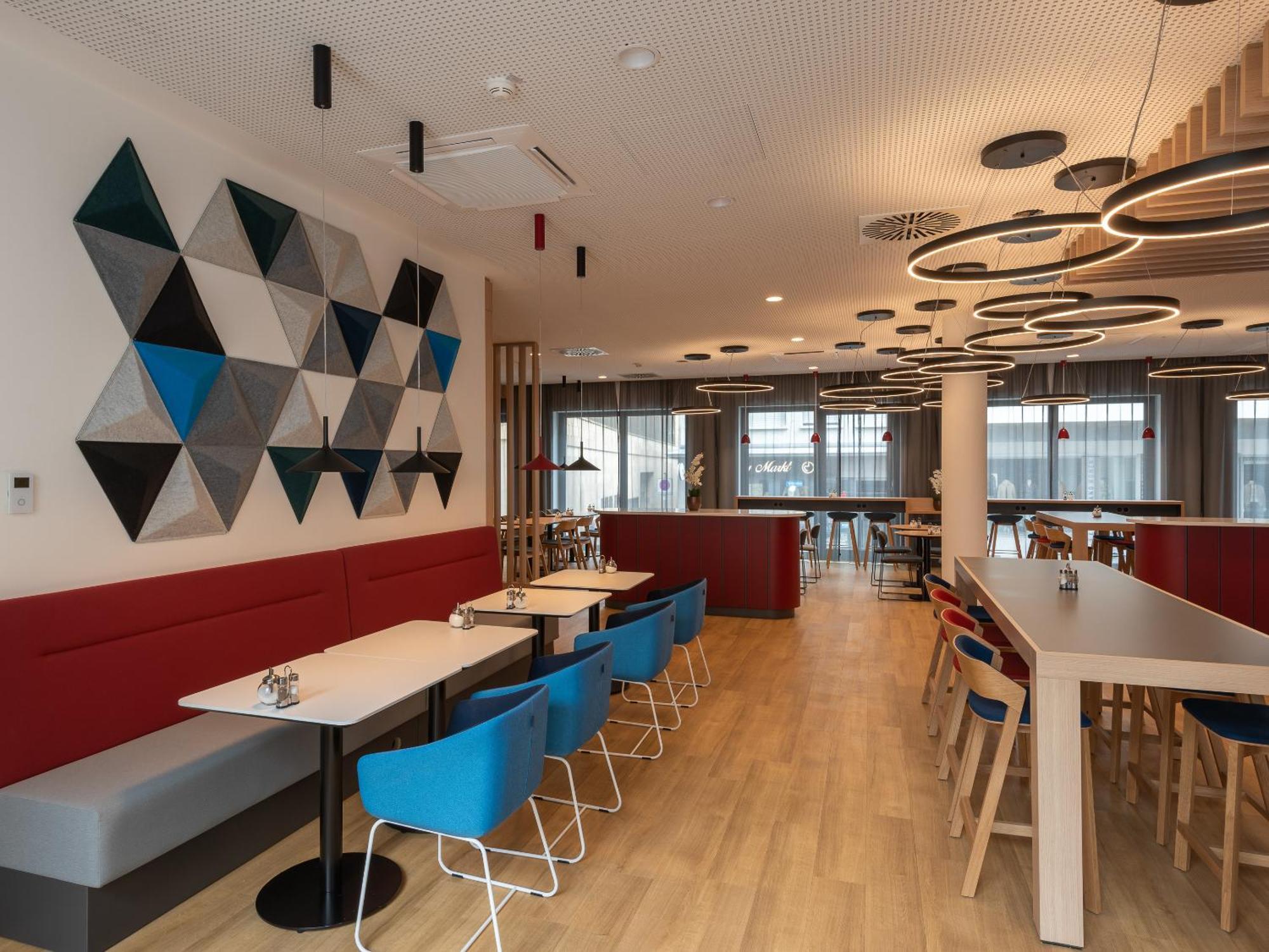 Holiday Inn Express Heilbronn By Ihg ภายนอก รูปภาพ